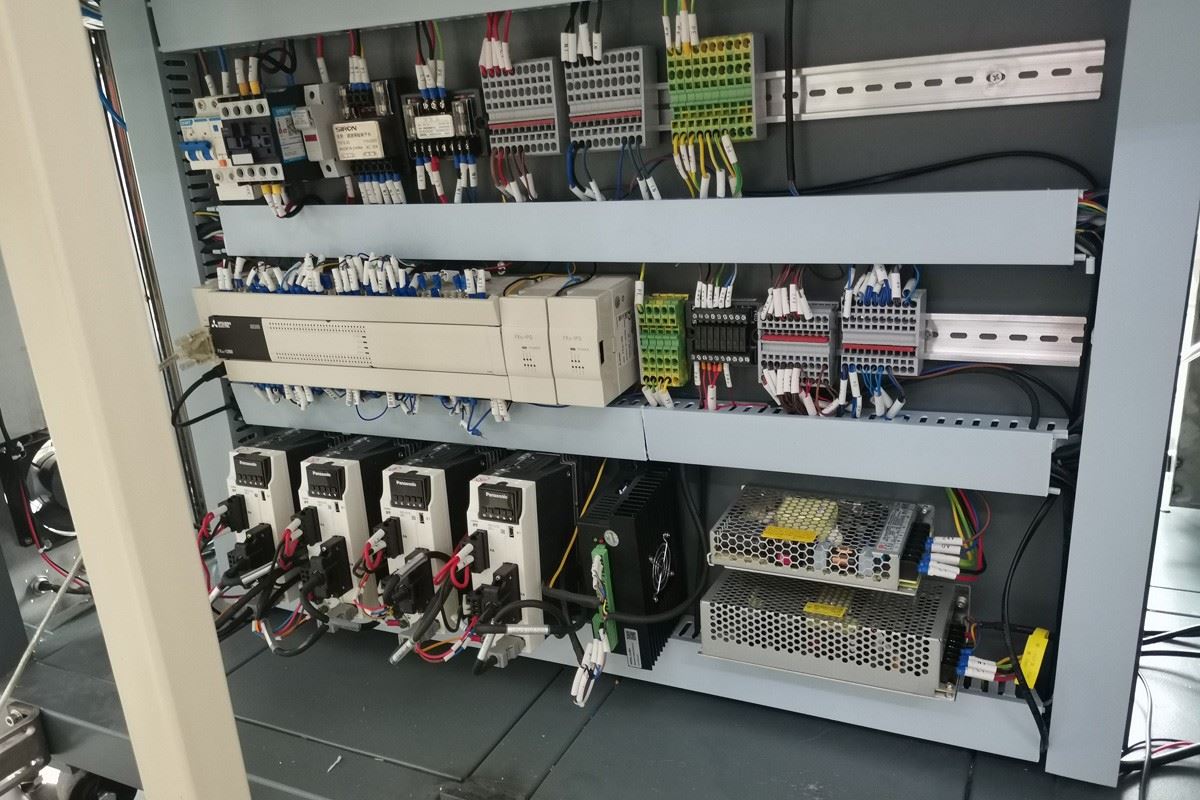 product-1-1 Inner assembling of laser welder